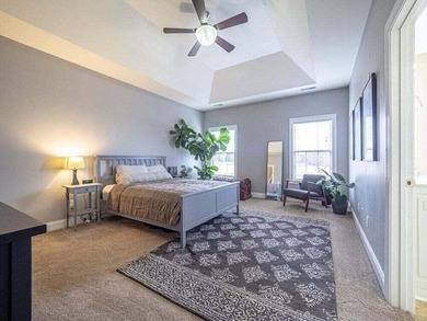 Welcome to this beautiful 4 bedroom brick home with overlooking - photo 22