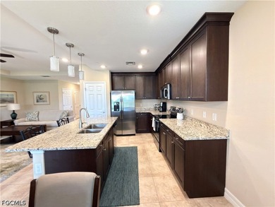 Overlook the lake on the 16th Hole in The Verandah! Welcome to - photo 3
