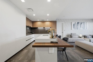 Experience luxury living at One Park in Cliffside Park, a 5-star - photo 4