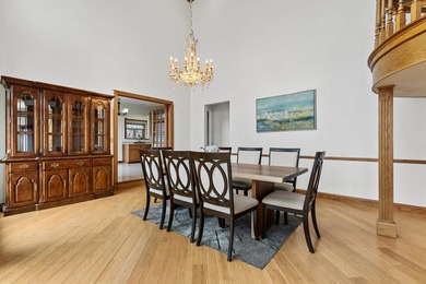 Experience luxury lakefront living on the shores of Lake - photo 24