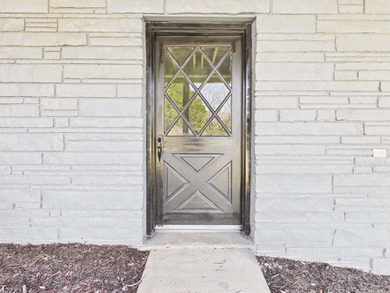 Recently remodeled 2 or 3-bedroom, 2-bath home situated on 0.33 - photo 30