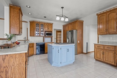 Experience luxury lakefront living on the shores of Lake - photo 33