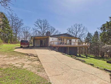 Recently remodeled 2 or 3-bedroom, 2-bath home situated on 0.33 - photo 34