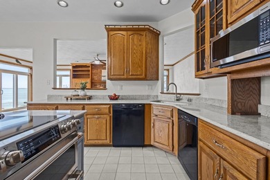 Experience luxury lakefront living on the shores of Lake - photo 34