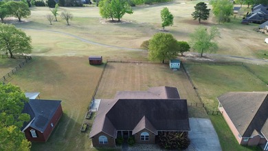 Welcome to this beautiful 4 bedroom brick home with overlooking - photo 38