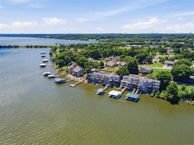 BEAUTIFULLY RENOVATED: Spectacular Lake Hudson views await in - photo 1