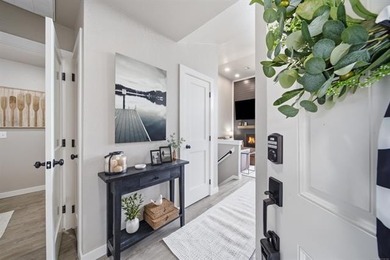 BEAUTIFULLY RENOVATED: Spectacular Lake Hudson views await in - photo 4