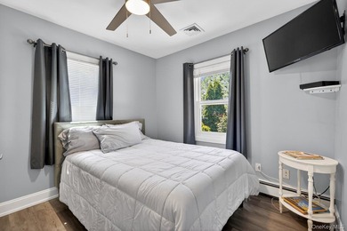 Beautifully renovated inside and out!! Welcome to 105 N Hamilton - photo 14