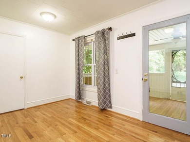 Discover this charming 2-bedroom, 1-bathroom single-family - photo 18