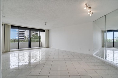 Welcome to your own slice of paradise in Pelican Bay, located - photo 3