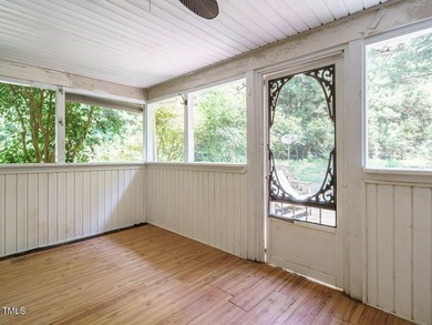Discover this charming 2-bedroom, 1-bathroom single-family - photo 25