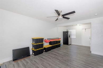 Fantastic Find In The Heart Of Hollywood. POSSIBLE OWNER - photo 27