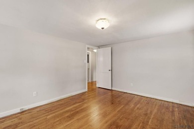 Welcome to 725 Wayne Street, a stunning and meticulously - photo 28