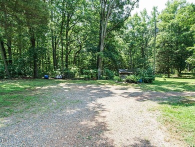 Discover this charming 2-bedroom, 1-bathroom single-family - photo 28
