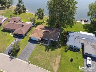 Lake Home Sale Pending in White Lake, Michigan