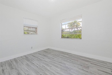 Fantastic Find In The Heart Of Hollywood. POSSIBLE OWNER - photo 33