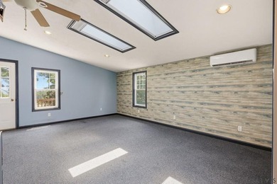 Welcome to 725 Wayne Street, a stunning and meticulously - photo 34