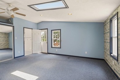 Welcome to 725 Wayne Street, a stunning and meticulously - photo 36