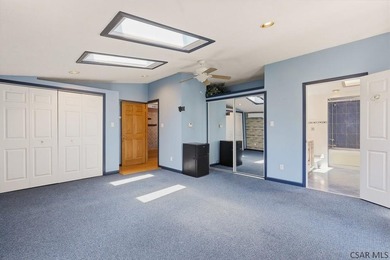 Welcome to 725 Wayne Street, a stunning and meticulously - photo 37