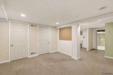 Welcome to 725 Wayne Street, a stunning and meticulously - photo 42