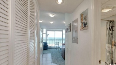 This beautiful and well maintained 1-bedroom 1-bath second floor - photo 4