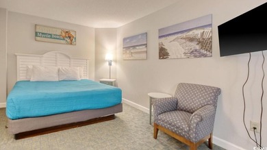 This beautiful and well maintained 1-bedroom 1-bath second floor - photo 6