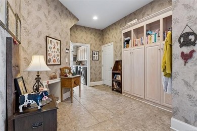 Experience luxury waterfront living in this stunning oasis - photo 14