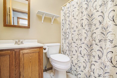 *Coldwater Lake-Shawnee Shoals* This amazing 3 bedroom and 2.5 - photo 18
