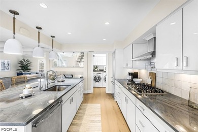 Be captivated in Captiva Island at this extraordinary Gulf-front - photo 19
