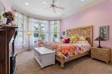 Experience luxury waterfront living in this stunning oasis - photo 20