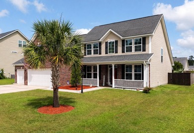 Welcome home to 2021 Triple Crown Lane in Bridlewood Farms! This - photo 2