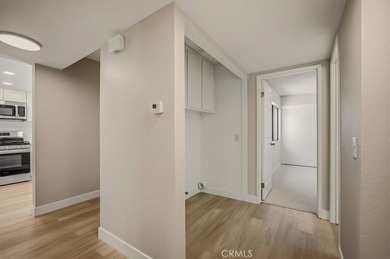 Welcome to this beautifully maintained 2-bedroom condo located - photo 26