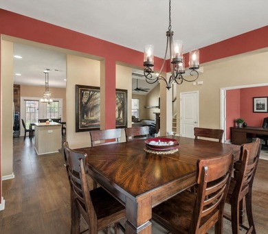 Welcome home to 2021 Triple Crown Lane in Bridlewood Farms! This - photo 9