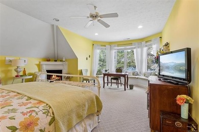 Experience luxury waterfront living in this stunning oasis - photo 30