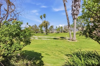 Welcome to this beautifully maintained 2-bedroom condo located - photo 32