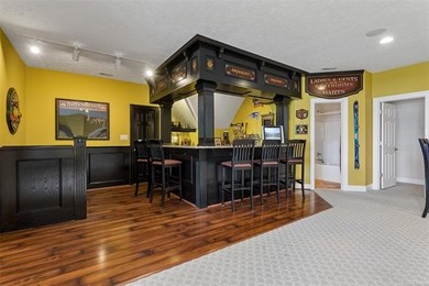 Experience luxury waterfront living in this stunning oasis - photo 34