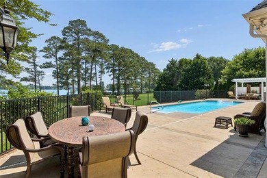 Experience luxury waterfront living in this stunning oasis - photo 39