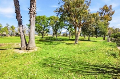 Welcome to this beautifully maintained 2-bedroom condo located - photo 40