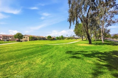 Welcome to this beautifully maintained 2-bedroom condo located - photo 42