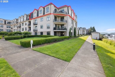 Lake Condo For Sale in Portland, Oregon