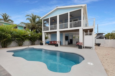 Built in 2019 on a 7,412 sq ft Lot! This modern home features - photo 3