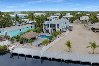 Built in 2019 on a 7,412 sq ft Lot! This modern home features - photo 7