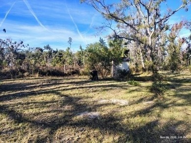 FIXER IN PERRY ON ALMOST 1 ACRE CORNER LOT! This property - photo 8