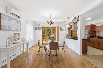 Location, Location! Turn-Key Gem Near Bowne Park Beautifully - photo 11
