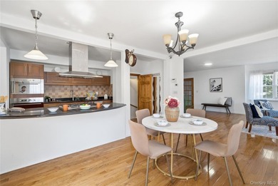 Location, Location! Turn-Key Gem Near Bowne Park Beautifully - photo 13
