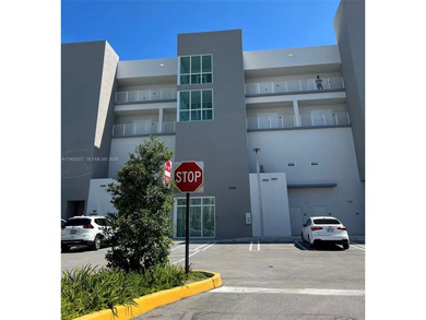 DAILY RENTALS ALLOWED!!!!! MIXED-USE WORK & LIVE UNIT!!!
Brand