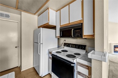 360 Villa Point Dr - photo 14
