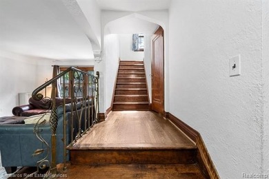 Welcome home to this timeless brick Tudor in the heart of Grosse - photo 14