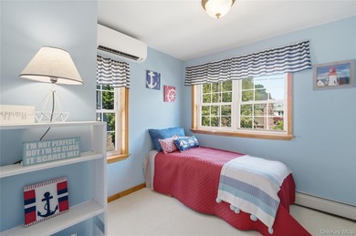 Location, Location! Turn-Key Gem Near Bowne Park Beautifully - photo 15