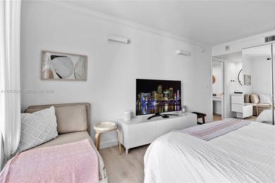 The perfect beachfront apartment. Beautifully renovated 1.5BR /